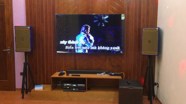 Bộ dàn loa hát karaoke chuyên nghiệp của gia đình Anh Thanh - Thanh Trì